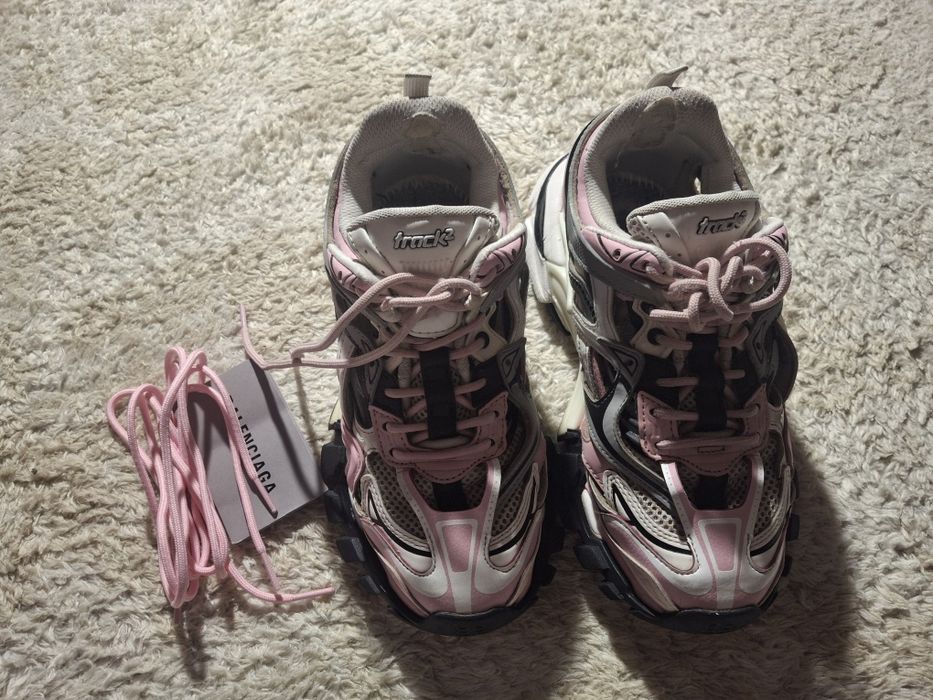 BALENCIAGA Track 2