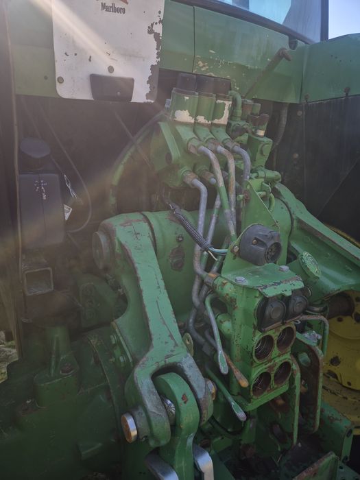 Czesci John Deere 7600 7700 7800 silnik most Pompa skrzynia biegow podnosnik