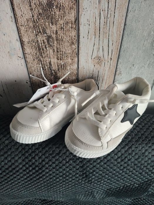Buty dla chłopca 24