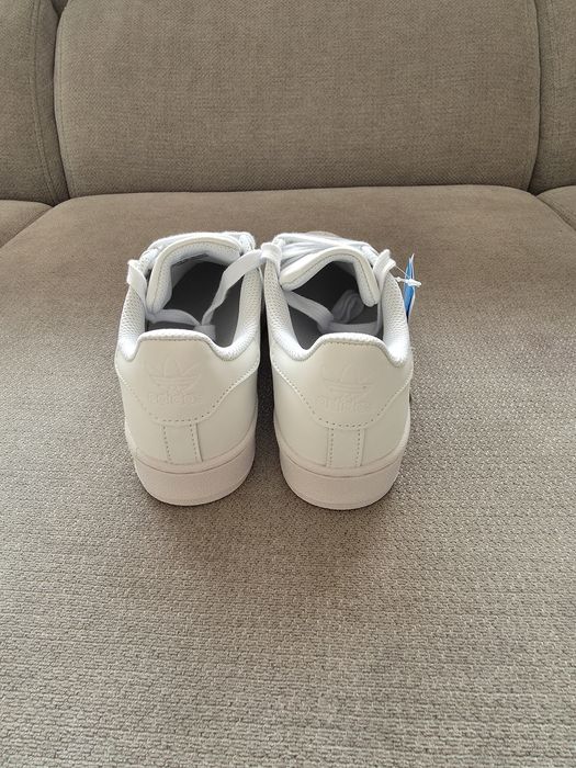 Sapatilhas Adidas Superstar Novas 37 1/3