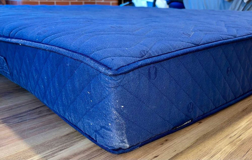 MATERAC SPRĘŻYNOWY HILDING 200 x 150 x 18 cm Łóżko Sypialnia Ikea Jysk