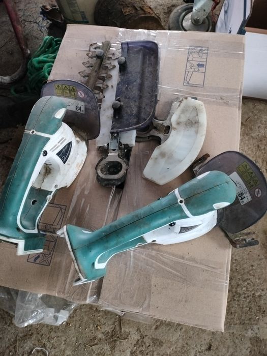 Nożyce akumulatorowe Makita MU 165d