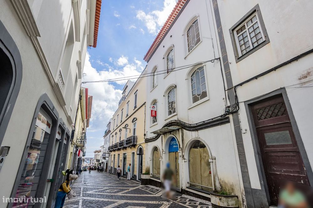 Imóvel comercial em edifício histórico, Ponta Delgada