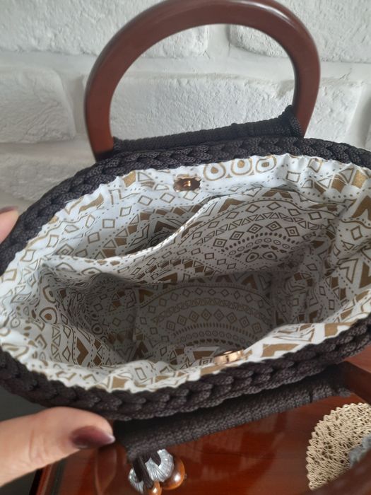 Torebka robiona na szydełku