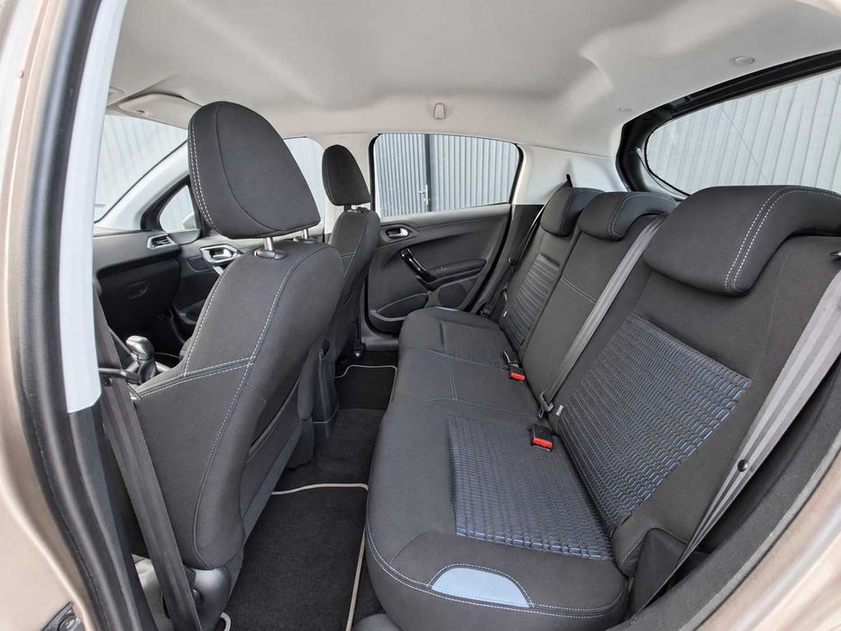Peugeot 208 1.6 Hdi