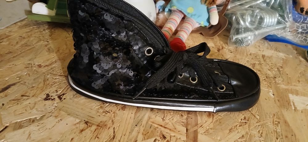 Piornik Nowy but trampek na zamek