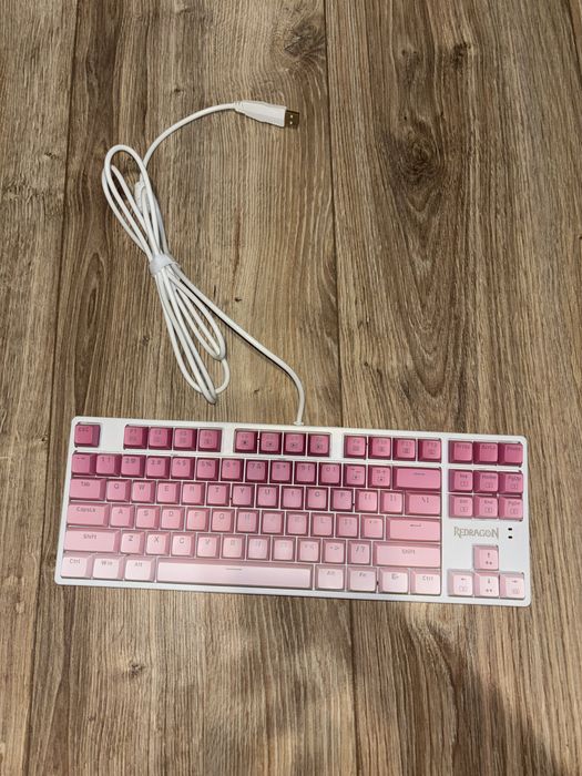 Klawiatura  różowa Redragon mechaniczna