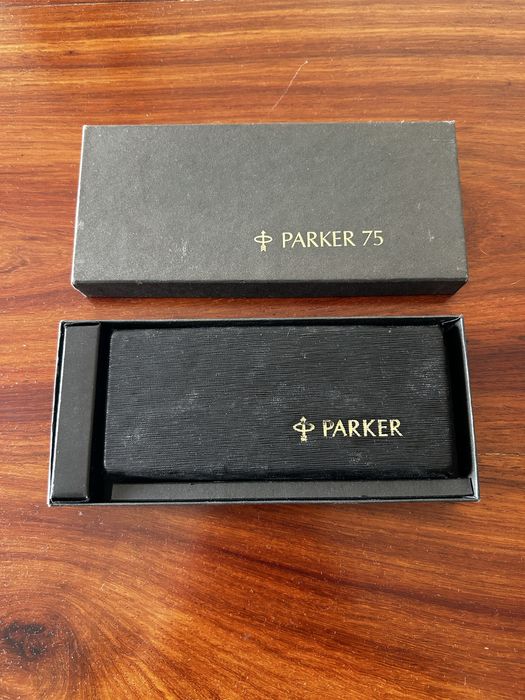 Parker 75 Cisele em prata esterlina e ouro