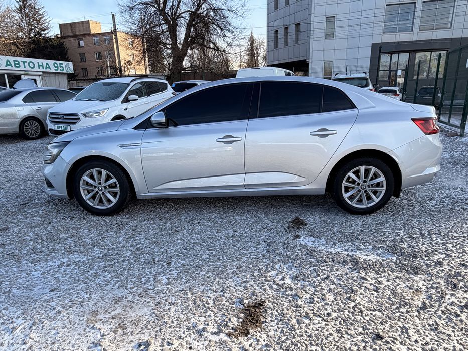 Продам Renault Megane 4 в багатій комплектації Intense