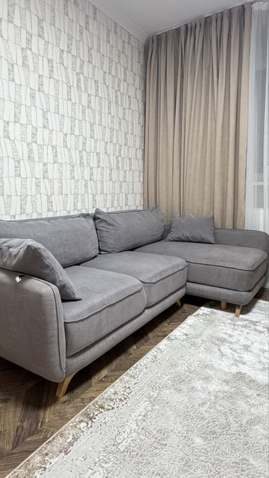 Продам куточок в гарному стані .