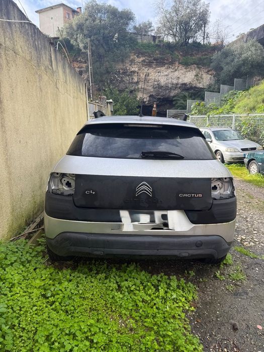 Citroën C4 Cactus Eixo traseiro manga eixo esquerda e direita