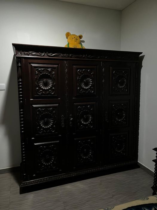 Quarto Completo Em Madeira Maciça / Aceito Propostas