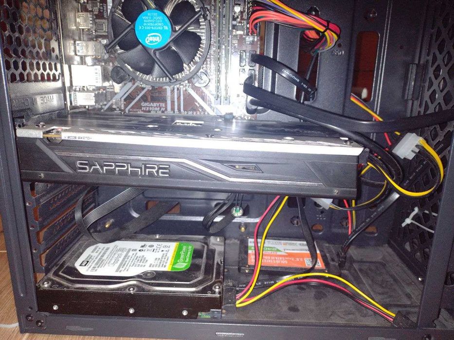 Продам компьютер i3-8100box, rx480 8gb