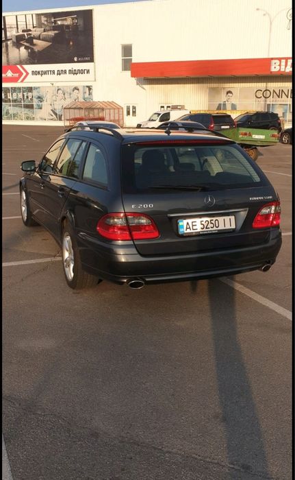 Mercedes- Benz   E- Класс 2008 S 211