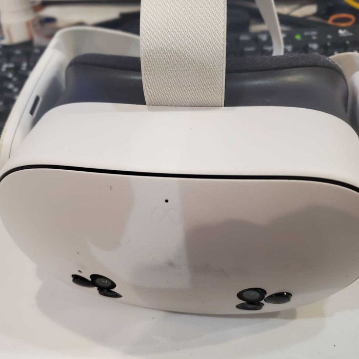 Quest 3S 128GB на запчастини