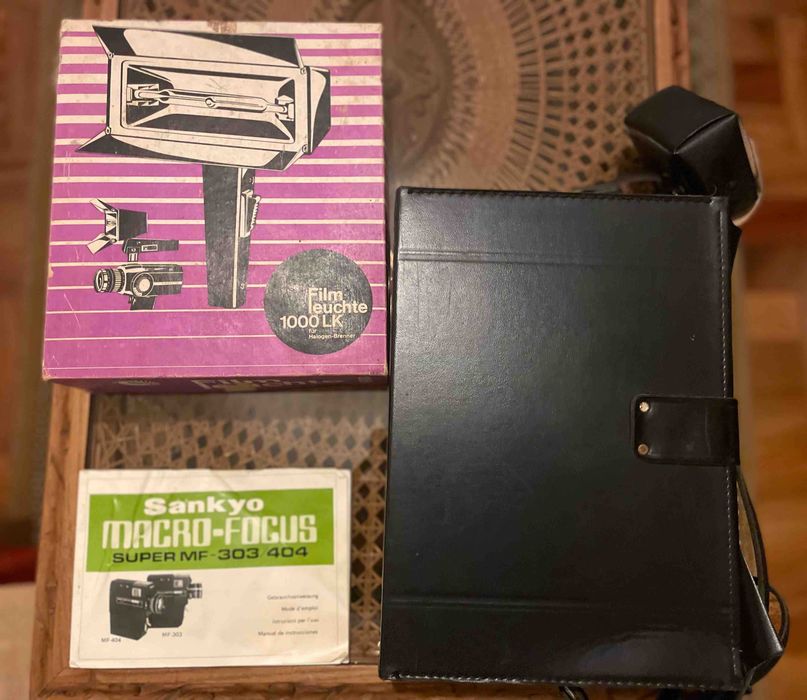 Câmara Vintage Sankyo MF 404 com Estojo e acessórios