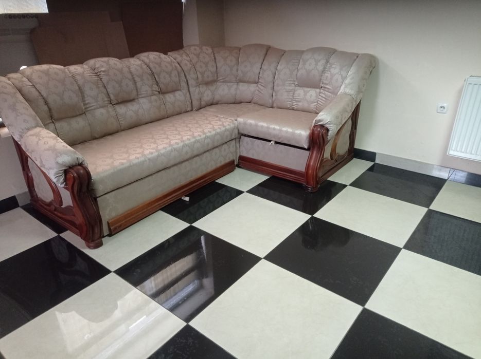 Диван кутовий розкладний в Ідеальному стані