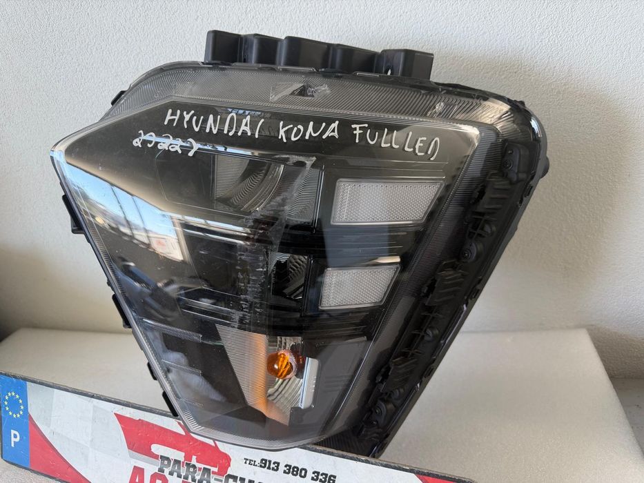 farol esquerdo  hyundai kona 2022> full led