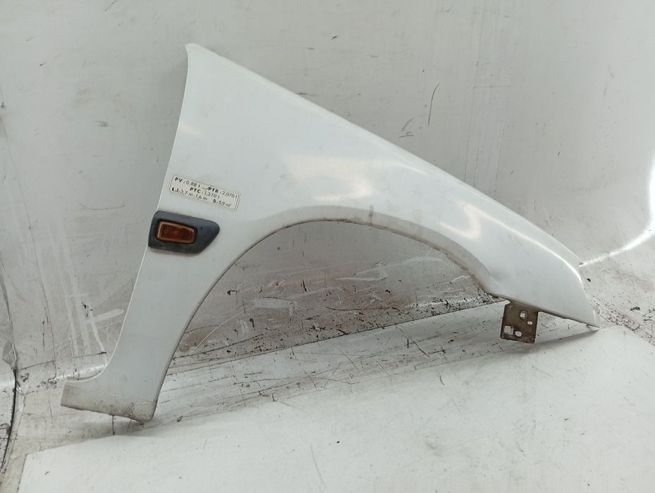Guarda Lamas Direito - CITROËN SAXO Hatchback van (S3_) | 97 - 03