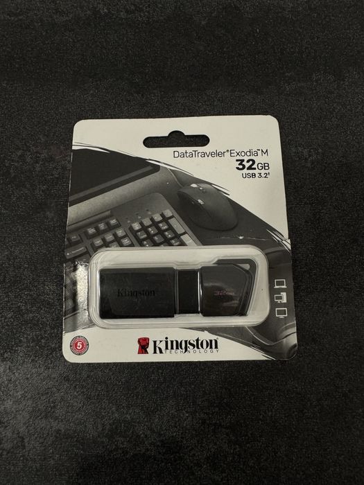 Карта памʼяті Kingston 32gb