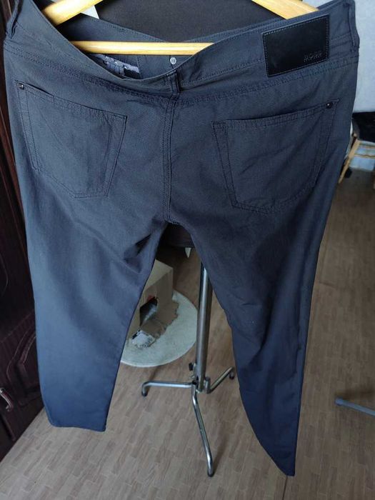 Джинсы (chino лето Hugo Boss Germany w34 dark grey.