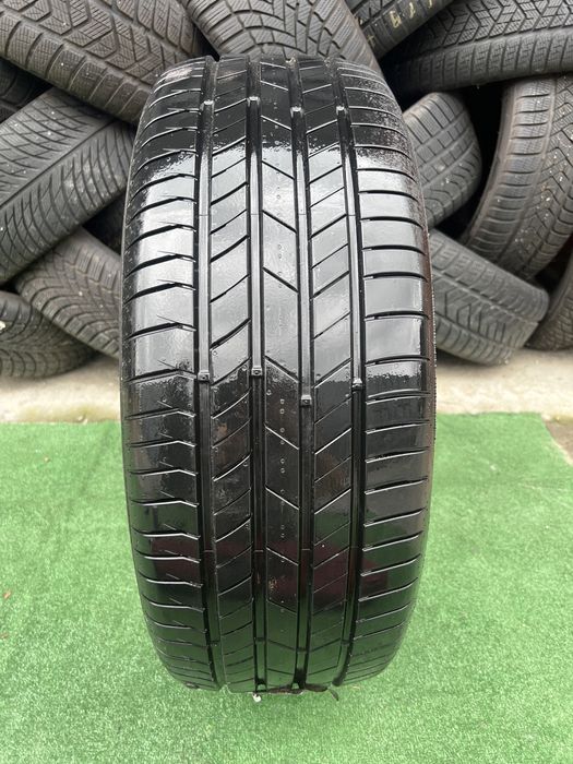 Opona Kumho 235/55/19 pojedynka
