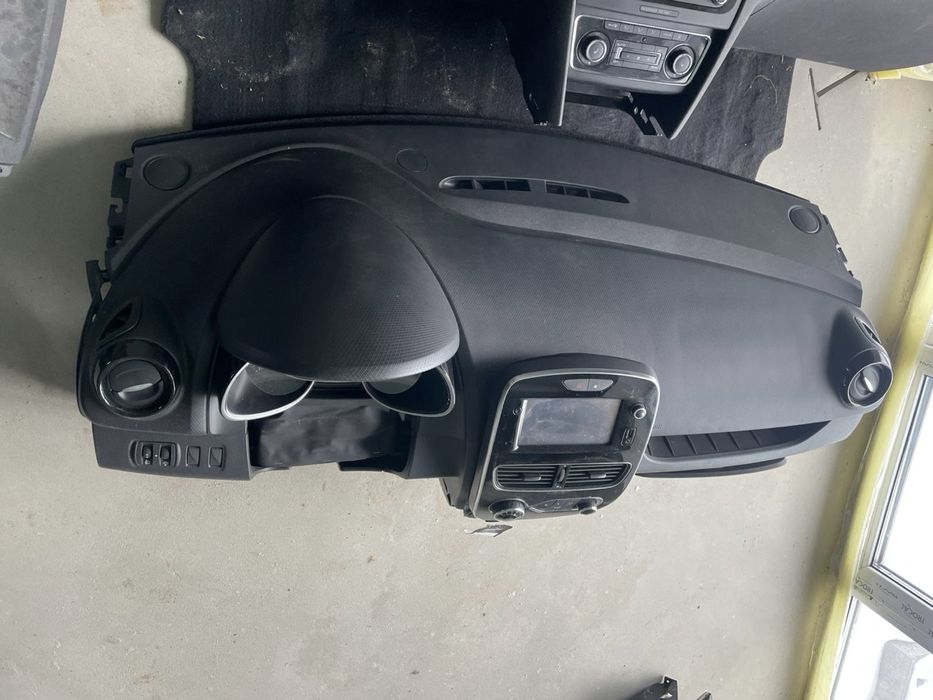 Торпеда консоль аербек AirBag Рено кліо 4 Renault Clio 4