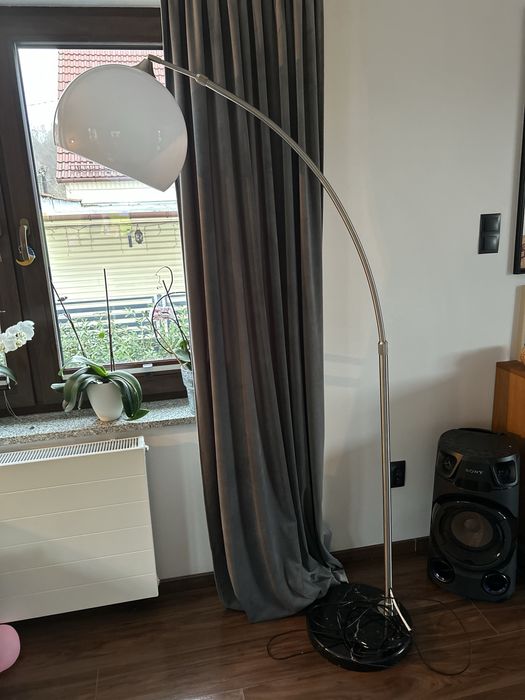 Sprzedam lampę podlogową