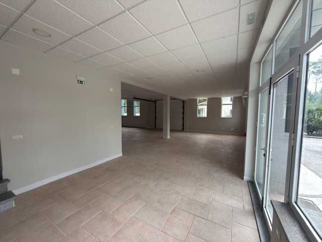 armazém (espaço comercial)