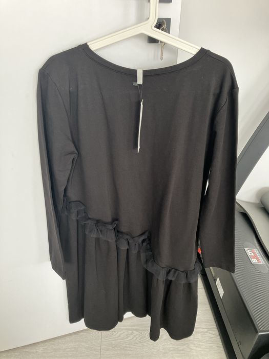 Sukienka czarna klasyczna