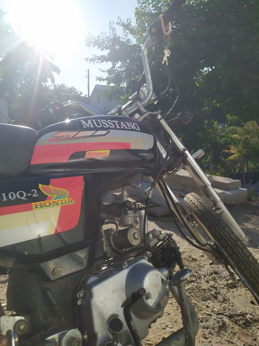 продам мустанг мт 110 q2