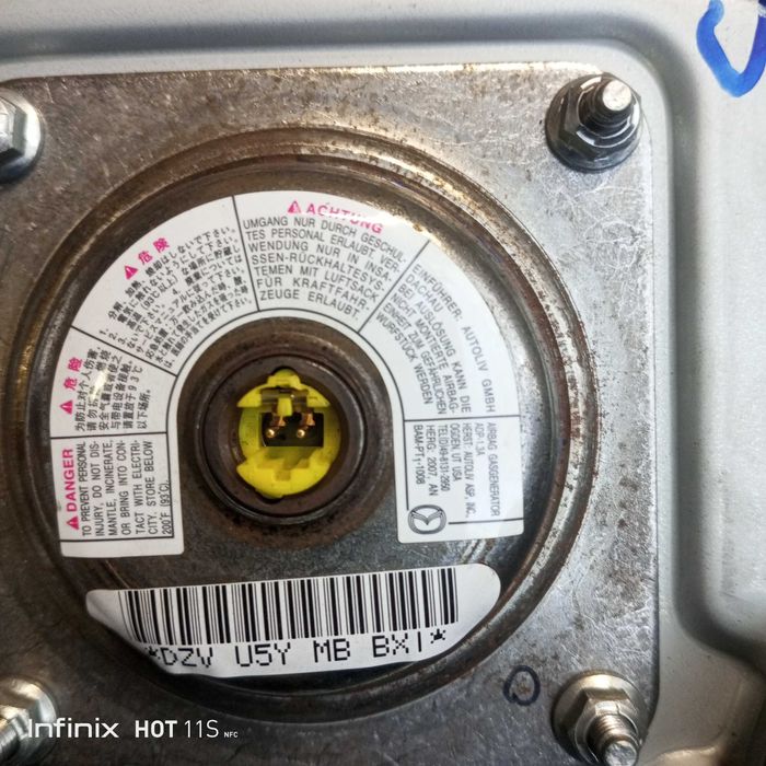 ПОДУШКА БЕЗПЕКИ КЕРМО
Mazda 3 03-09
Код: 195794