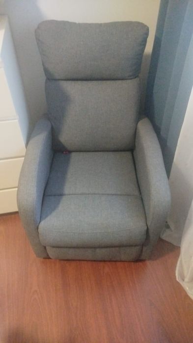 Sofá reclinável como novo