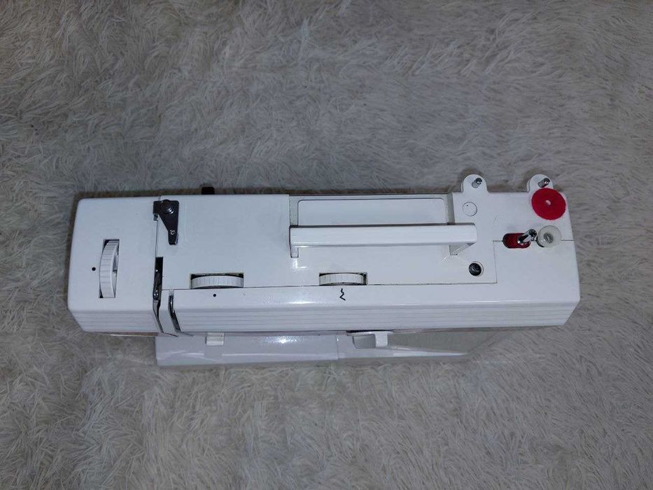 Швейная машинка Husqvarna meister 165