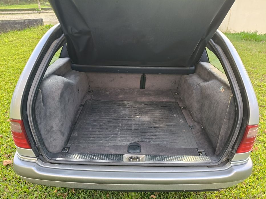 Mercedes E 220 CDI Cx Automática