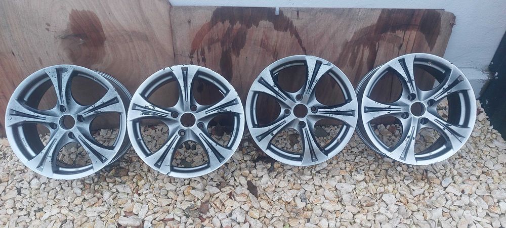 Alufelgi 17" 4x114,3 Volvo v40 i inne ...