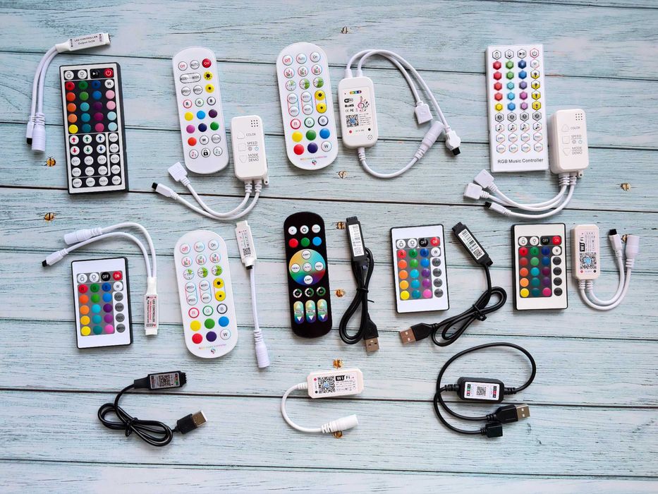 WiFi / IR / Bluetooth контролер / димер для світлодіодний стрічок SMD 5050 (5v12v24v) / Контроллер (диммер) для светодиодных лент SMD 5050 (5в/12в24в)