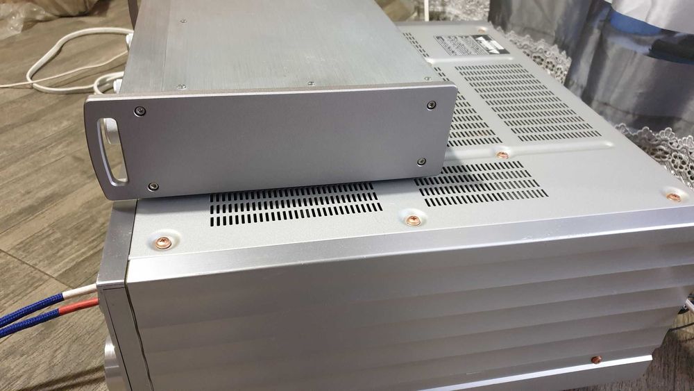 Підсилювач для навушників TEAC HA-501: 16 000 грн. - Усилители и