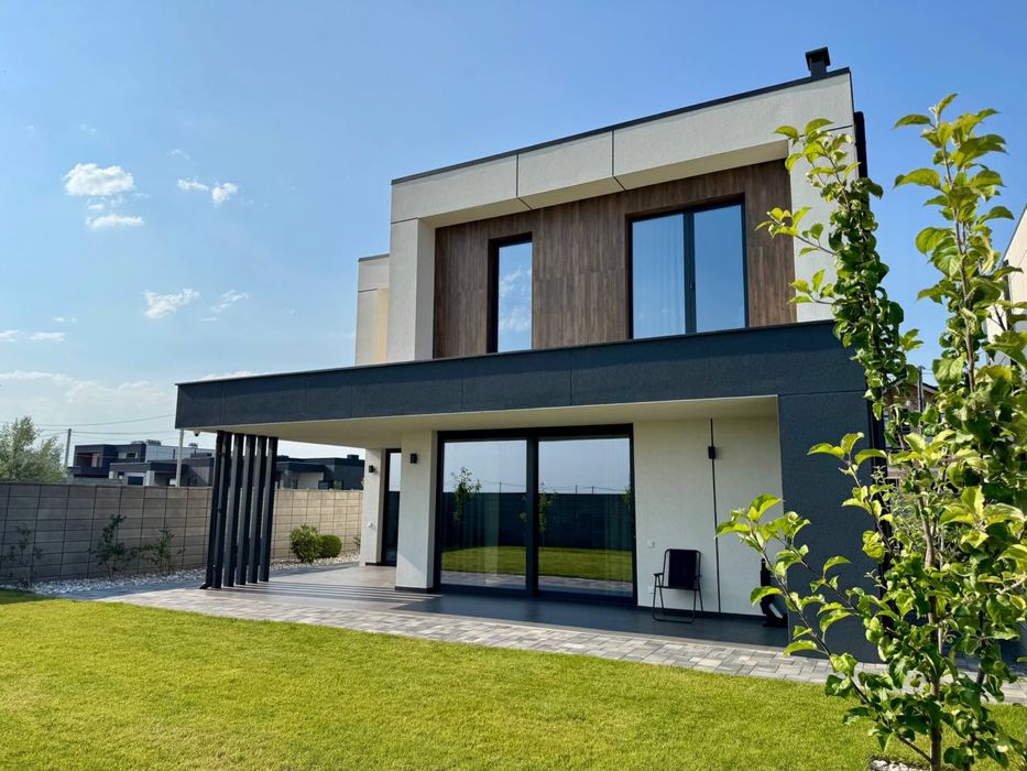 Продам Будинок  Щасливе