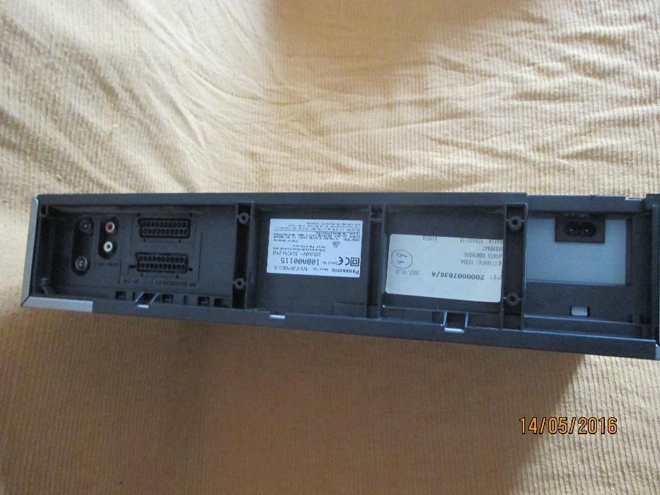 Video vhs Panasonic (para reparar ou peças)