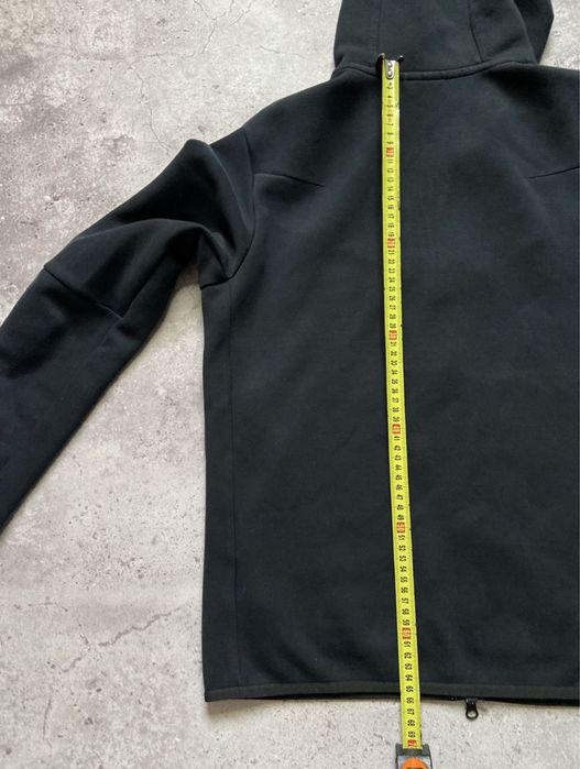 Nike Tech Fleece. М