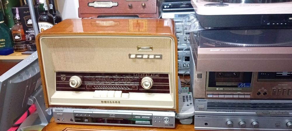 Radio de válvulas Philips
