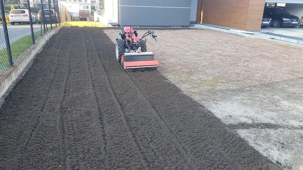 Minikoparka wynajem wozidło