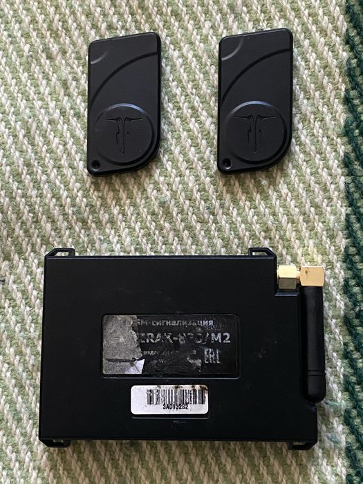 Продам автомобільну сигналізацію Привид 830/M2