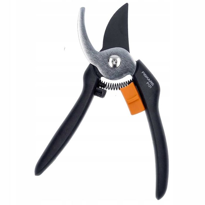 Fiskars SOLID Pruner P121 sekator nożycowy do 20mm