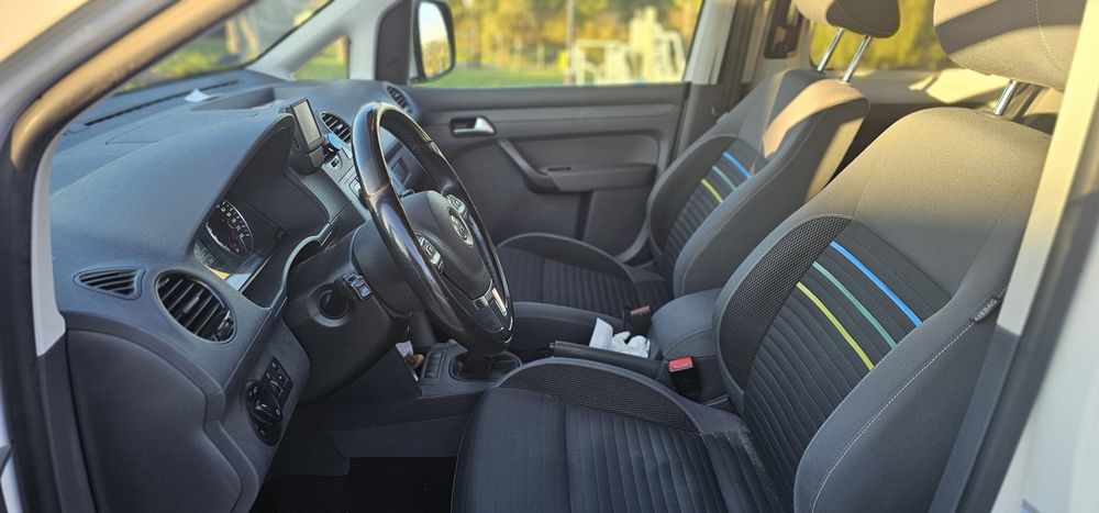 Volkswagen Caddy Maxi 5os. 2014r. 2.0TDI 6biegów