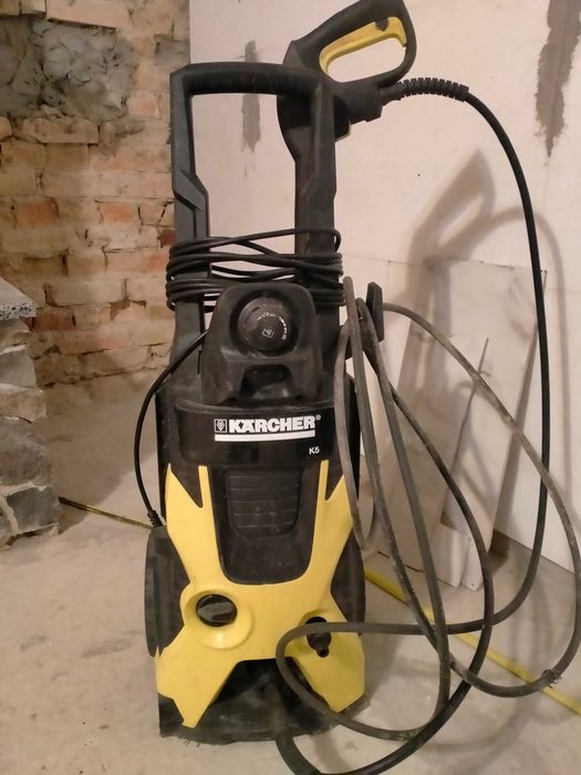 Мийка високого тиску Керхер 5