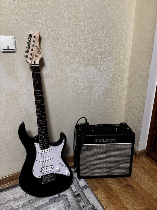 Електро гітара Cort G200 та комбопідсилювач NUX Mighty 20 MKII