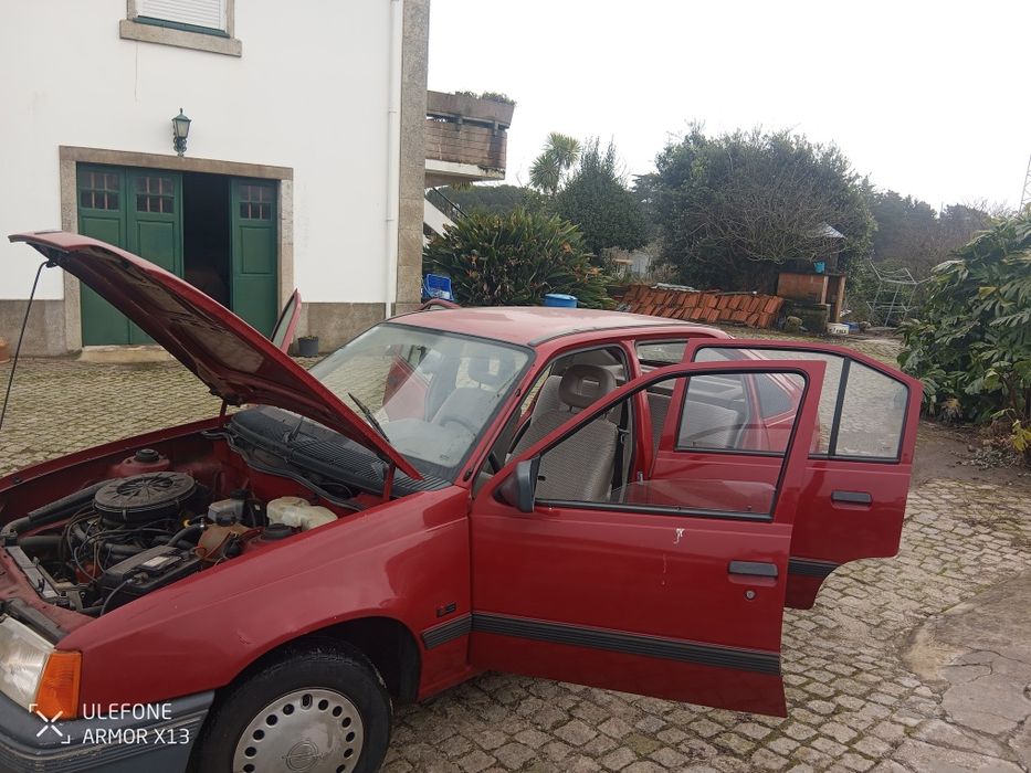Opel Kadett como novo