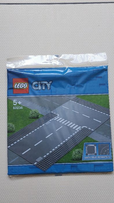 LEGO 60236 City Ulica i skrzyżowanie